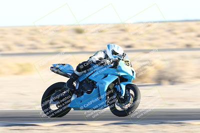 media/Dec-07-2025-CVMA (Sun) [[3e7d2de5dc]]/Race 17-Amateur Formula Middleweight/